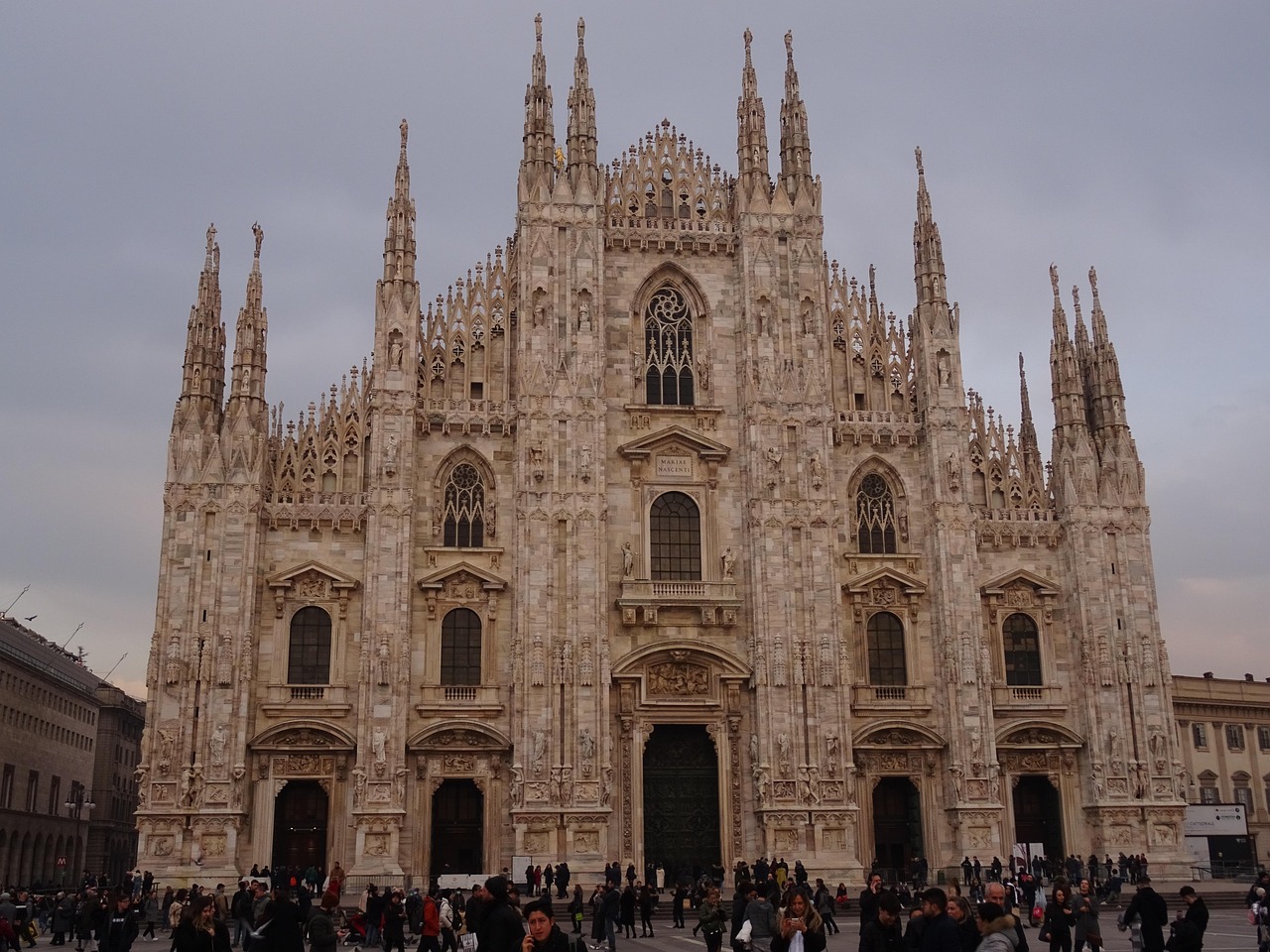milan-5005963_1280